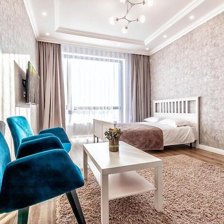 Raisson Aparthotel B172 Хан Шатыр อัสตานา ภายนอก รูปภาพ